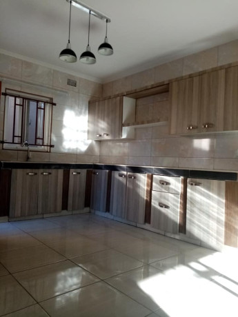 modern-1-bedroom-flat-for-rent-in-ibexhill-big-1