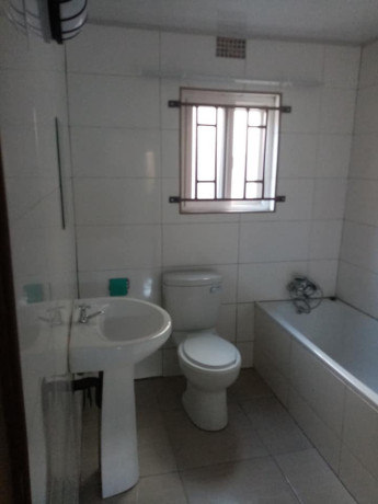modern-1-bedroom-flat-for-rent-in-ibexhill-big-0