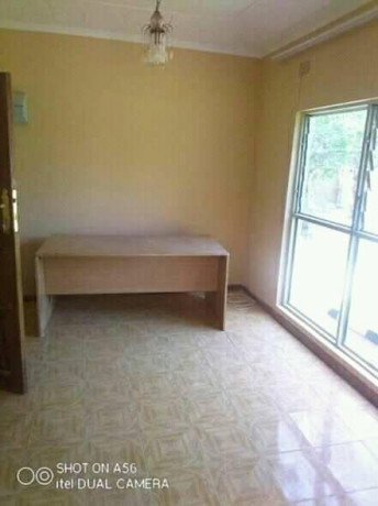 executive-3-bedroom-flat-in-woodlands-chalala-big-1