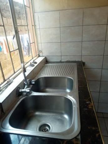 for-rent-chudleigh-2-bedroom-flat-big-2