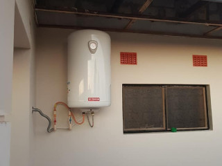 stand-alone-flat-with-laundry-room-and-paved-yard