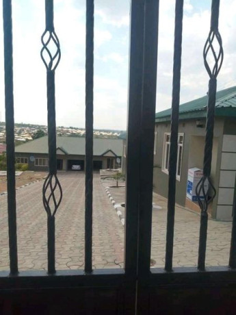 newly-built-two-bedroom-flat-in-chelston-lusaka-zambia-big-5