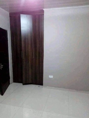 executive-2-bedroom-msc-flat-in-chalala-big-2