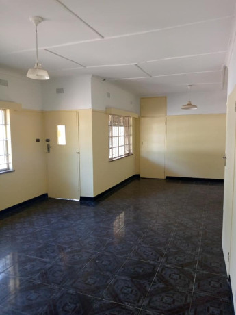 three-bedroom-stand-alone-house-in-woodlands-big-1