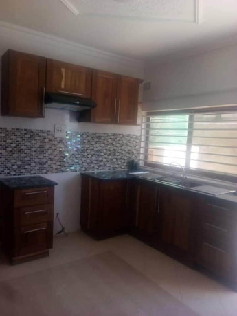 newly-built-semi-detached-flats-in-ibex-hill-big-3