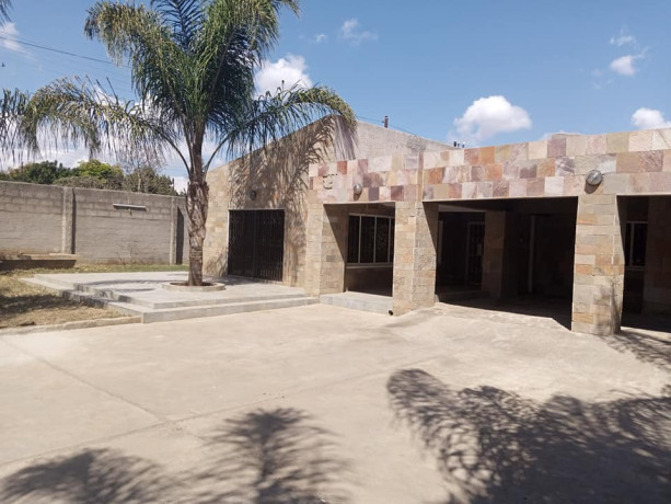 3-bedroom-standalone-house-for-rent-big-1