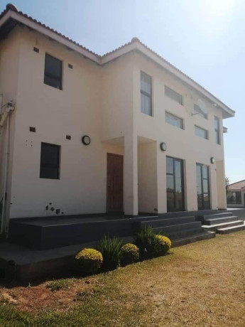 furnished-1-bedroom-apartment-in-roma-park-big-4