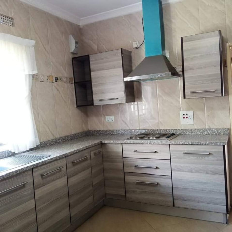 3-bedroom-houses-in-silverest-complex-big-2