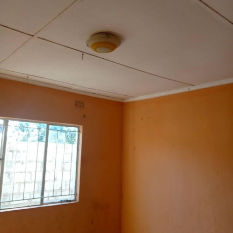 2-bedroomed-flat-for-rent-in-hillview-park-big-0