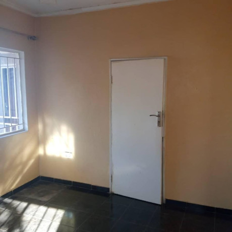 2-bedroomed-flat-for-rent-in-hillview-park-big-2