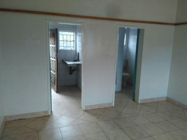 vacant-modern-executive-bedsitter-in-libala-stage-3-big-3