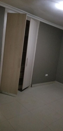 2-bedroom-house-for-rent-big-2