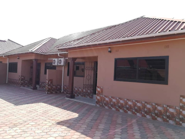 neat-and-beautiful-2-bedroom-flat-for-rent-in-woodlands-chalala-big-7