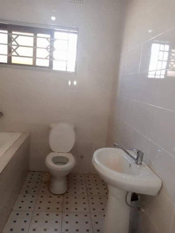 1-bedroom-flat-for-rent-in-chalala-big-4