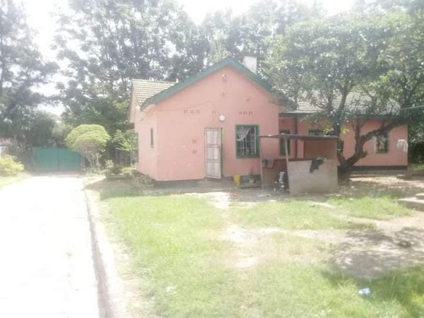 2-bedroom-standalone-house-with-cottage-in-northmead-big-6