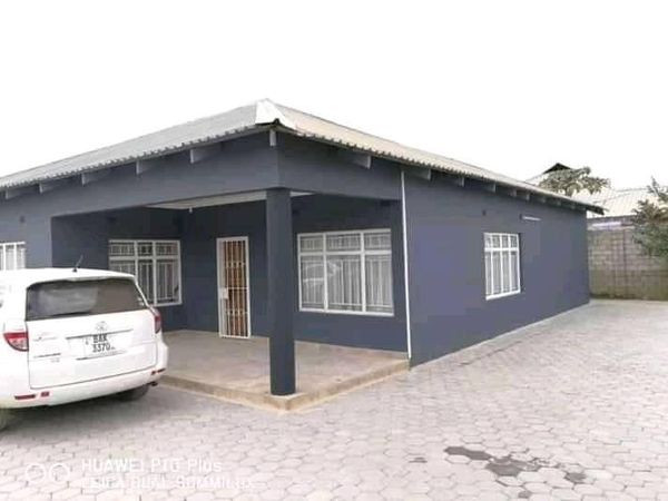 two-properties-for-sale-in-libala-south-big-3