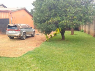 4-bedroom-standalone-house-in-woodlands-chalala-boulder-view