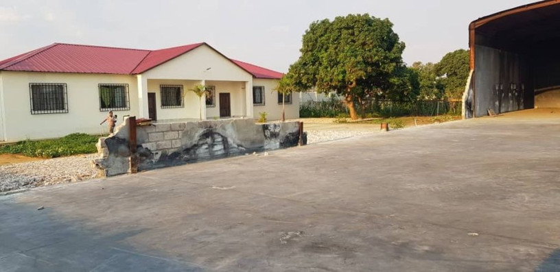 warehouse-for-sale-in-makeni-area-big-1