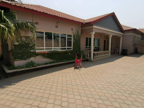 3-houses-for-sale-in-thornpark-big-0