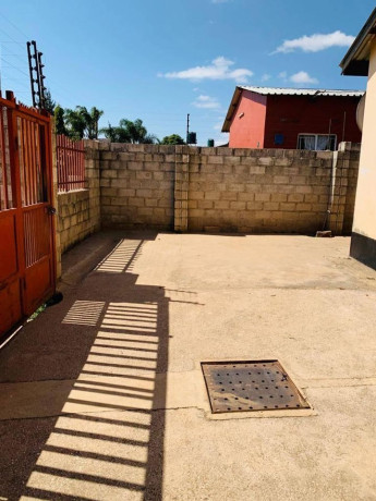 2-bedroom-flats-for-sale-in-phi-2-big-5