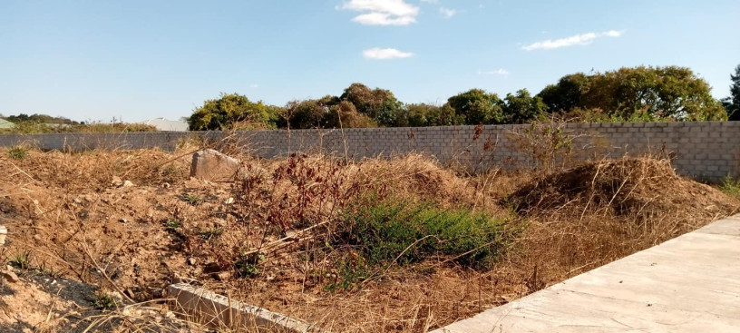 plot-for-sale-in-ibex-near-spectral-filing-station-big-2