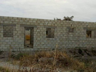 plot-with-unfinished-house-in-great-north-road