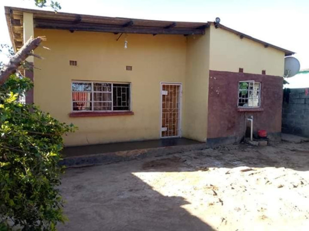 4-bedroom-house-for-sale-in-kaunda-square-stage-2-big-1