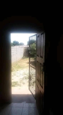 bedsitter-for-sale-big-2