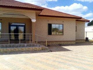 5-bedroom-house-for-sale-in-meanwood-ibex