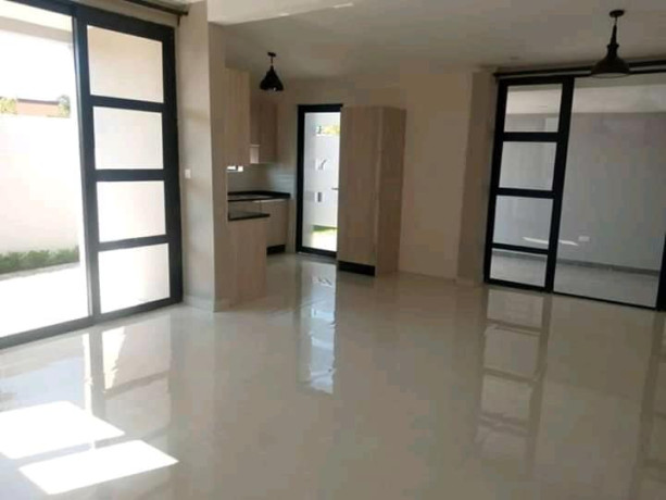 3-bedroom-flats-for-rent-in-ibex-main-street-big-0