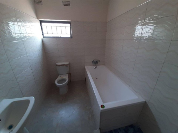 newly-built-standalone-house-with-spacious-yard-big-1