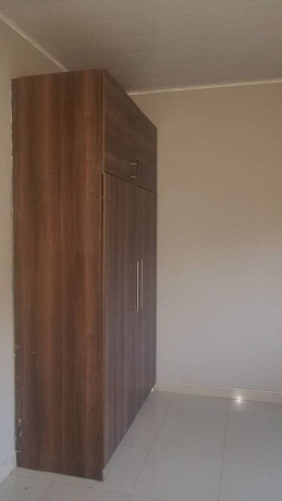 2-bedroom-flat-for-rent-big-3