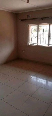 two-bedroom-flat-for-rent-in-phi-big-1