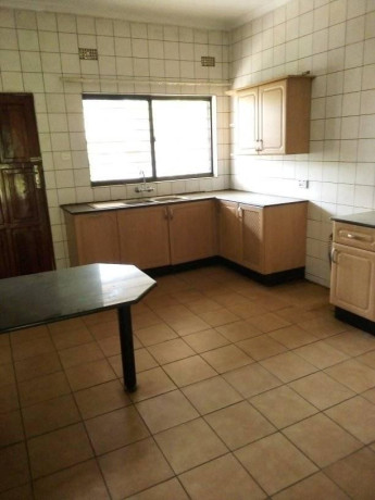 kabulonga-town-house-big-4