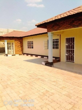 2-bedroom-flat-for-rent-in-salama-big-4