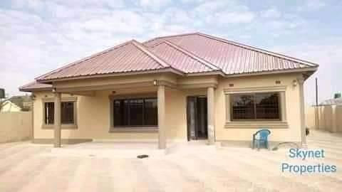 executive-4-bedroom-house-in-ibex-hill-big-6