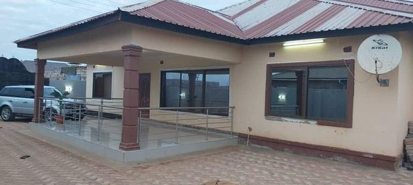 house-for-sale-in-lusaka-big-2