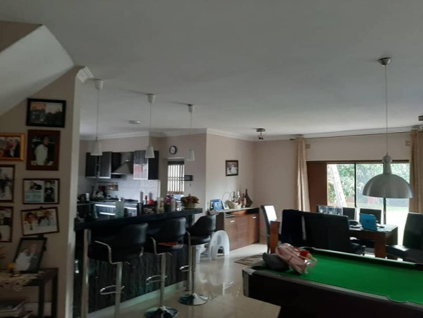 beautiful-house-in-meanwood-ibex-big-0