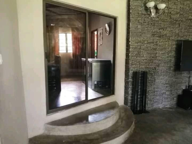 3-bedroom-property-with-25-acres-of-land-big-0