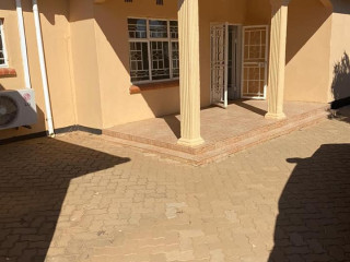 house-for-sale-in-woodlands-chalala