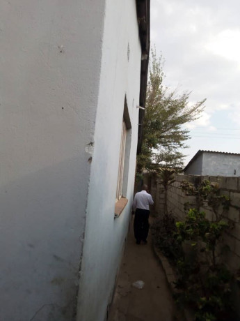 three-bedroom-house-in-matero-big-6