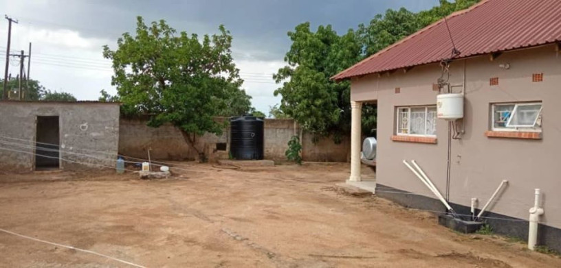 flat-for-sale-in-prime-residential-area-big-7