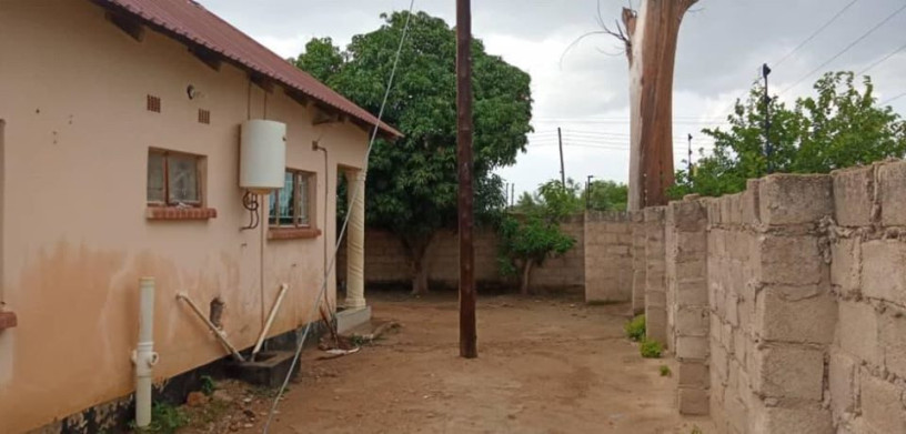 flat-for-sale-in-prime-residential-area-big-9