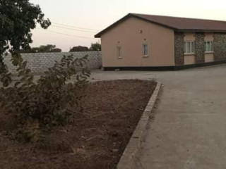 4-bedroom-house-for-sale-in-lilayi-road