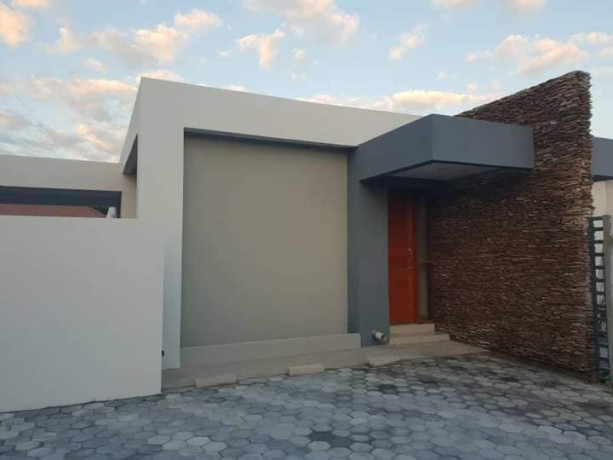 executive-3-bedroom-apartments-for-sale-in-ibex-hill-big-2