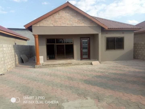 2-bedroom-house-for-sale-in-chalala-big-4