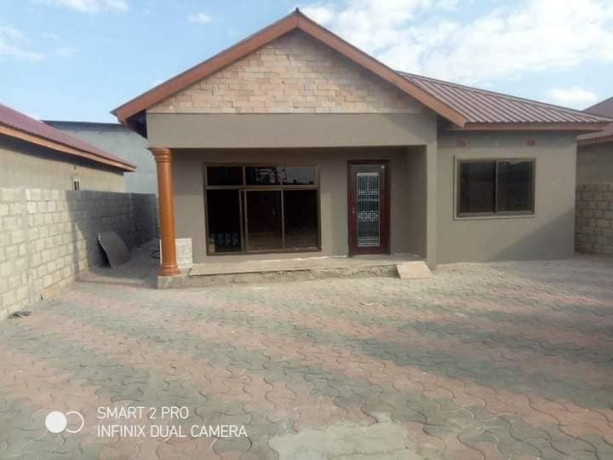 2-bedroom-house-for-sale-in-chalala-big-5