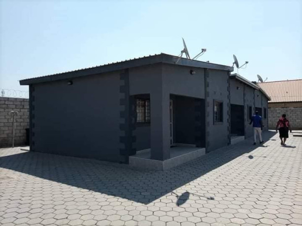 4-houses-for-sale-in-chalala-choppies-mall-area-big-4