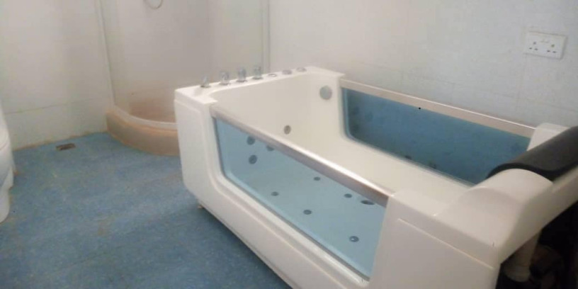 spacious-3-bedroom-duplex-flat-in-avondale-big-4