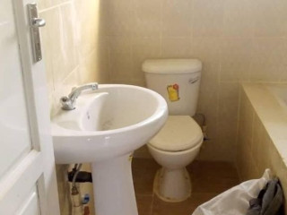 newly-built-2-bedroom-flat-in-foxdale